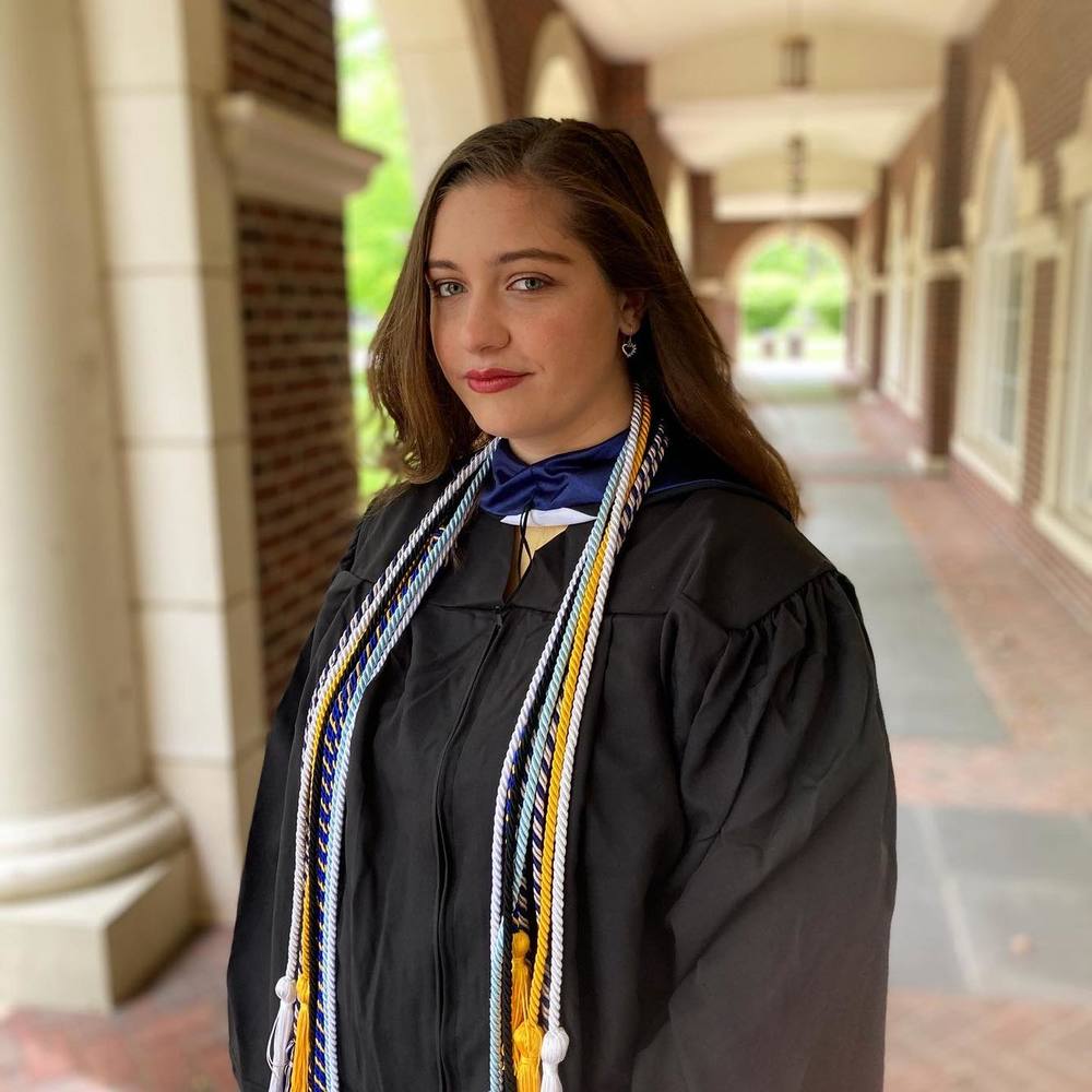 Meet your Posher, Emily